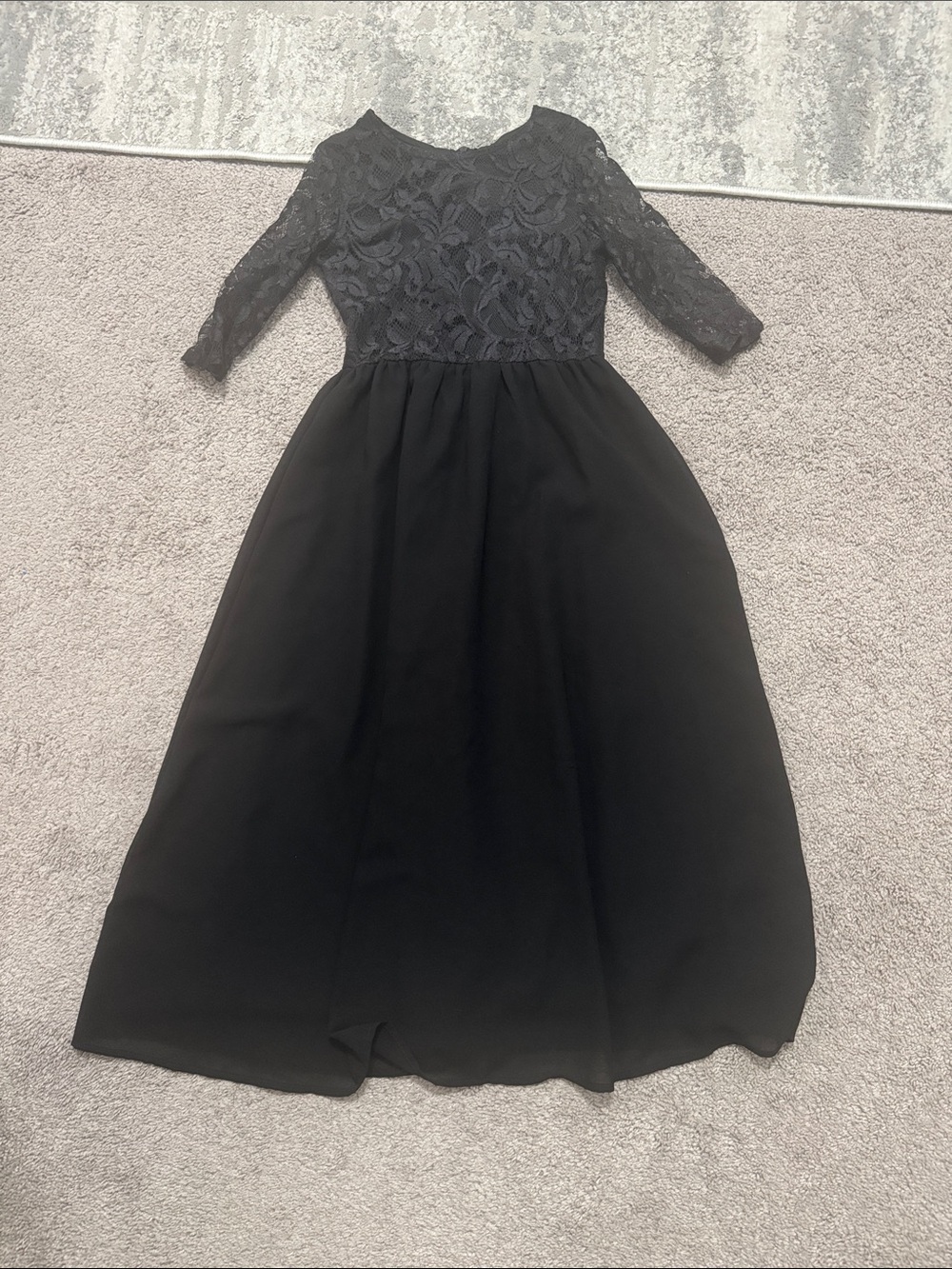 Girls Black Lace Bodice Maxi Dress with Three-Quarter Sleeves